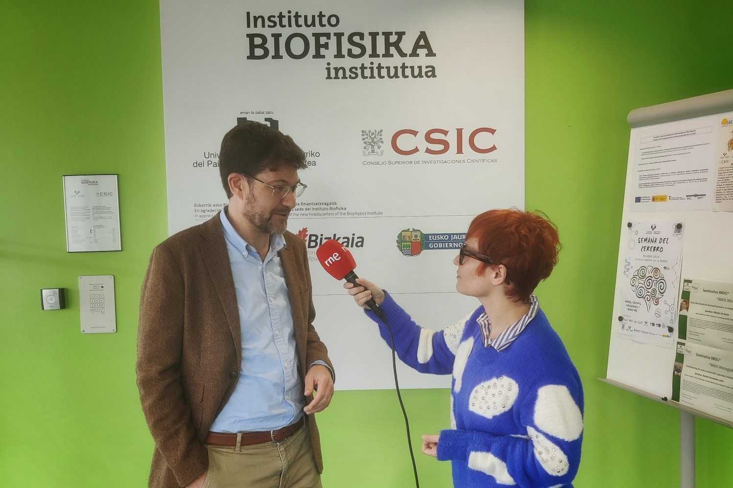 Manuel Fanega, General Manager of the Biofisika Institute, interviewed on Spanish National Radio (RNE)